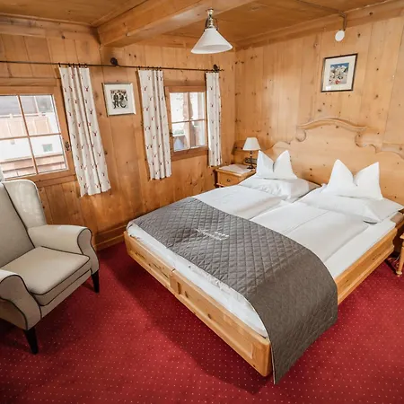 게스트하우스 Gaestehaus Leirerhaeusl 알프바취