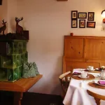 Gaestehaus Leirerhaeusl بيت ضيافة 3*