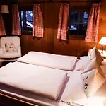 بيت ضيافة Gaestehaus Leirerhaeusl ألباخ